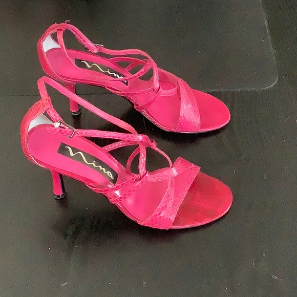 Nina pink faux leather “snakeskin” heel size 7 - Picture 3 of 6